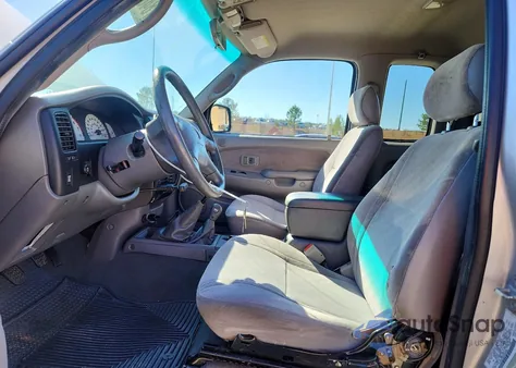 2003 Toyota Tacoma Xtracab z USA, uszkodzony, nr VIN 5TEWN72N13Z296292